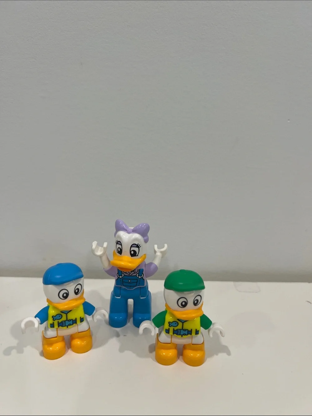 LEGO DUPLO Daisy Duck and nephews camping adventures 10997